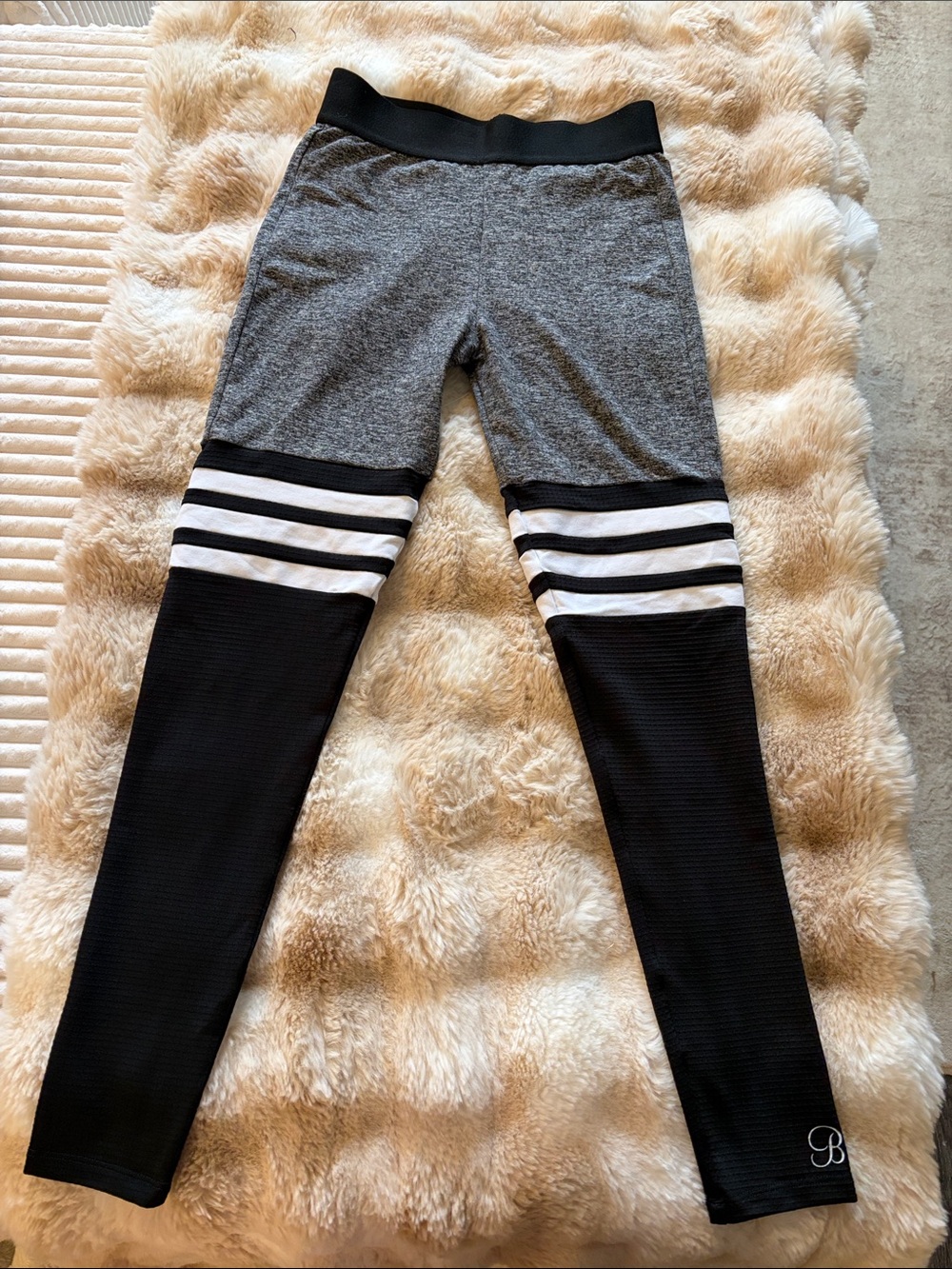 Bombshell Sportswear thigh high leggings grey , white and black size small